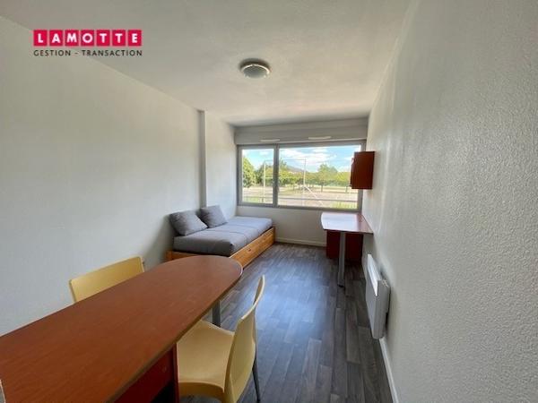 Appartement à louer studio - 19 m²