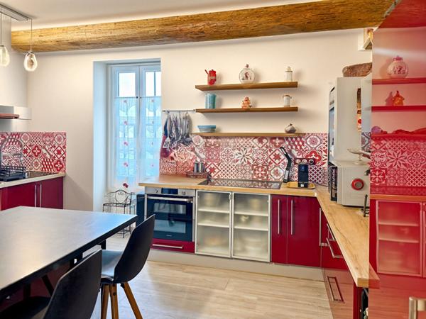 Maison de village  rénovée 130 m2