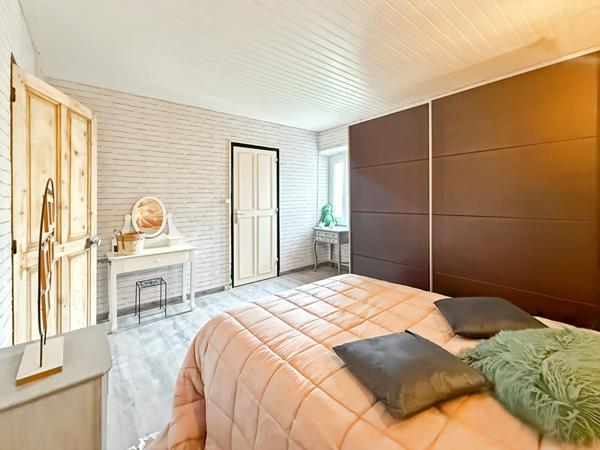 Maison de village  rénovée 130 m2