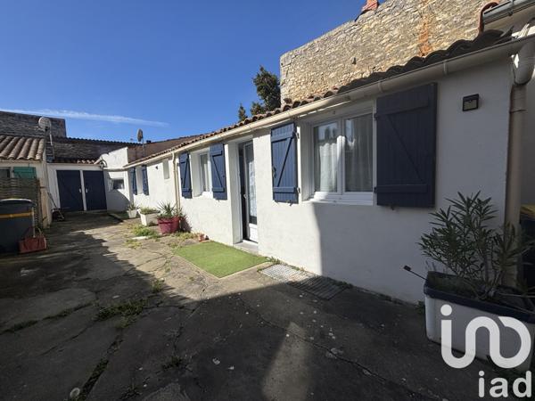 Immeuble à vendre 67 m² Rochefort