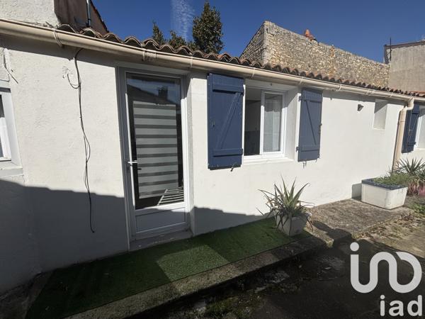 Immeuble à vendre 67 m² Rochefort