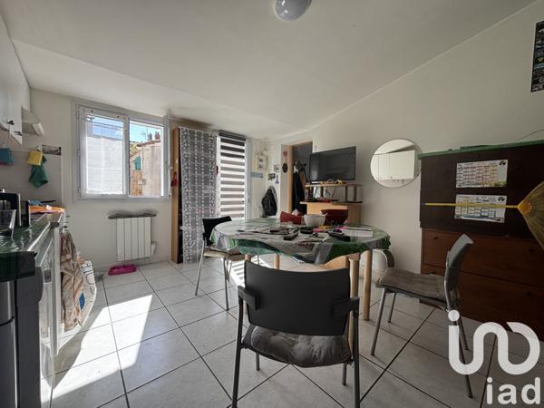 Immeuble à vendre 67 m² Rochefort