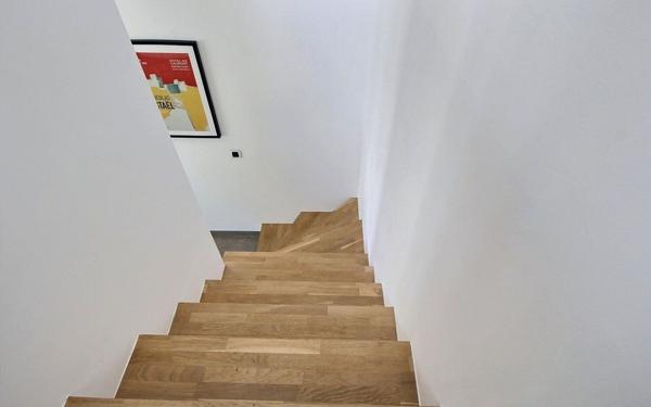 Maison à vendre    6 pièces • 172 m2 Marseille 10