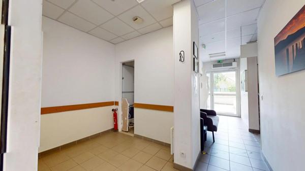 Location Local commercial 1 pièces 23 m2 à Pontault-Combault