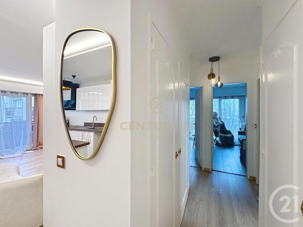 Appartement F4 à vendre  4 pièces - 70,02 m2 NOISY LE GRAND - 93