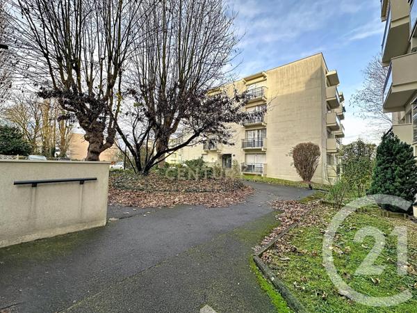 Appartement F4 à vendre  4 pièces - 70,02 m2 NOISY LE GRAND - 93