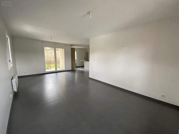 Location - Appartement Saint-Erblon 35230 4 pièces 84 m 2 34 m 2
