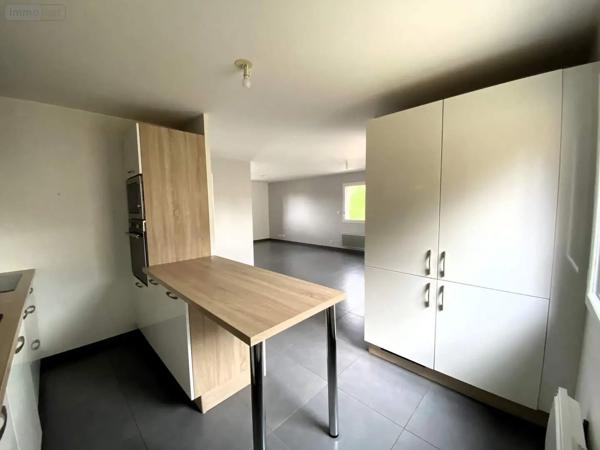 Location - Appartement Saint-Erblon 35230 4 pièces 84 m 2 34 m 2
