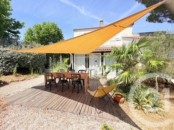 Maison à vendre  7 pièces - 158,25 m 2   JARD SUR MER  - 85