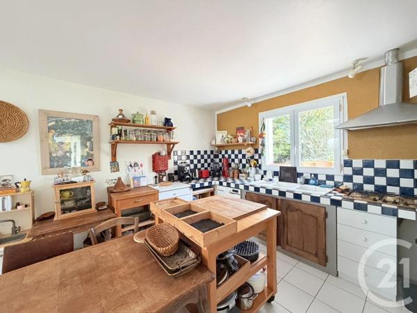 Maison à vendre  7 pièces - 158,25 m 2   JARD SUR MER  - 85