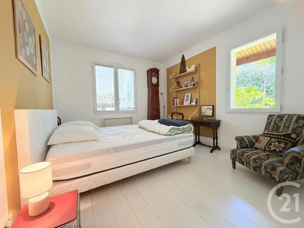 Maison à vendre  7 pièces - 158,25 m 2   JARD SUR MER  - 85