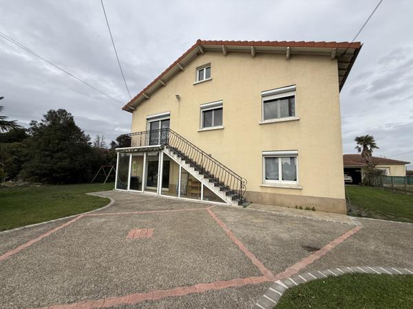 Andrest (65390) Appartement T2 avec jardin et garage