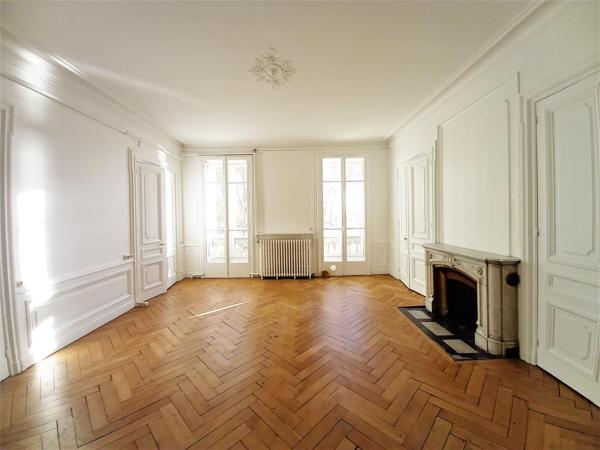 Appartement · Location Lyon (69006) 6 pièces · 273m²