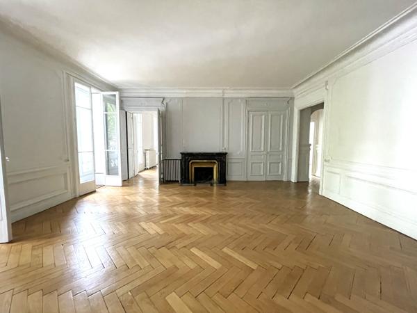 Appartement · Location Lyon (69006) 6 pièces · 273m²
