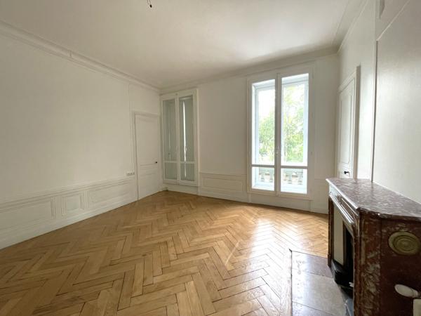 Appartement · Location Lyon (69006) 6 pièces · 273m²