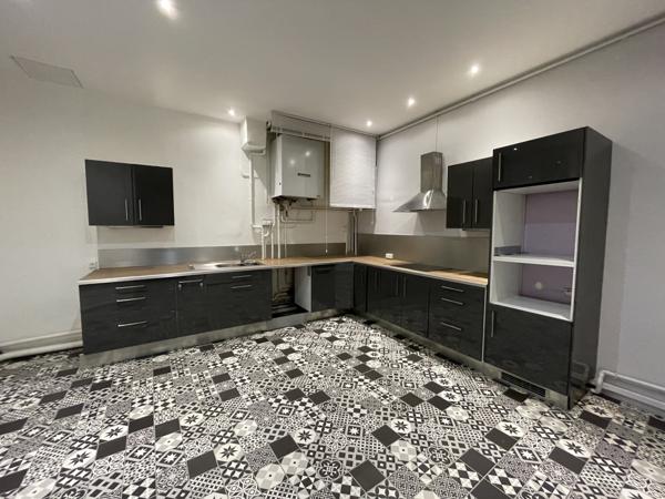 Appartement · Location Lyon (69006) 6 pièces · 273m²