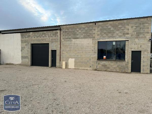 Local commercial à louer 105.8m²