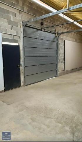 Local commercial à louer 105.8m²