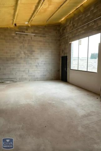 Local commercial à louer 105.8m²