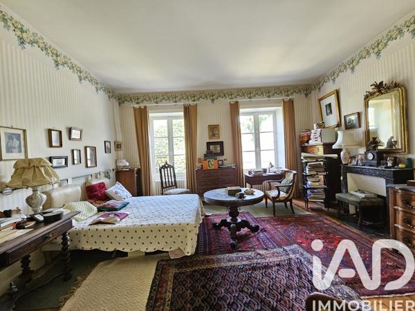 Maison à vendre 11 pièces 364 m² Saint-Yrieix-la-Perche