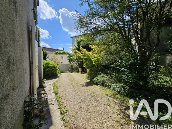 Maison à vendre 11 pièces 364 m² Saint-Yrieix-la-Perche