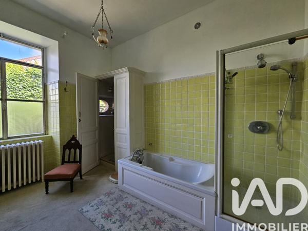 Maison à vendre 11 pièces 364 m² Saint-Yrieix-la-Perche