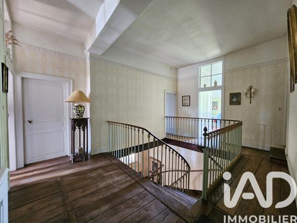Maison à vendre 11 pièces 364 m² Saint-Yrieix-la-Perche
