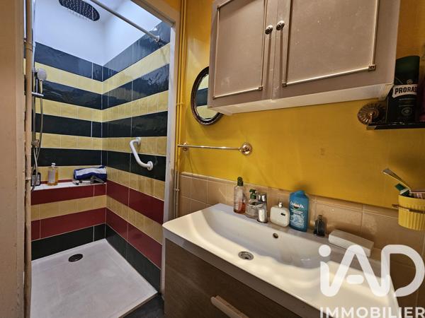 Maison à vendre 11 pièces 364 m² Saint-Yrieix-la-Perche