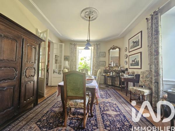 Maison à vendre 11 pièces 364 m² Saint-Yrieix-la-Perche