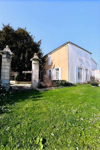 Maison Puilboreau 7 pièce(s) 263 m2, Puilboreau 17138