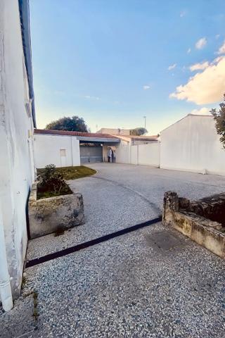 Maison Puilboreau 7 pièce(s) 263 m2, Puilboreau 17138