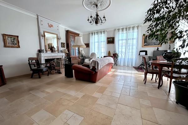 Maison Puilboreau 7 pièce(s) 263 m2, Puilboreau 17138