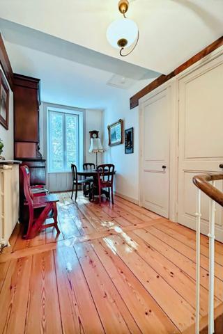 Maison Puilboreau 7 pièce(s) 263 m2, Puilboreau 17138