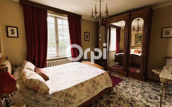 Maison à vendre    8 pièces • 215 m2 Pérignat-lès-Sarliève