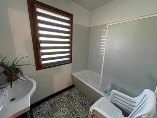 Beau T3 dans Résidence sécurisé a deux pas du centre