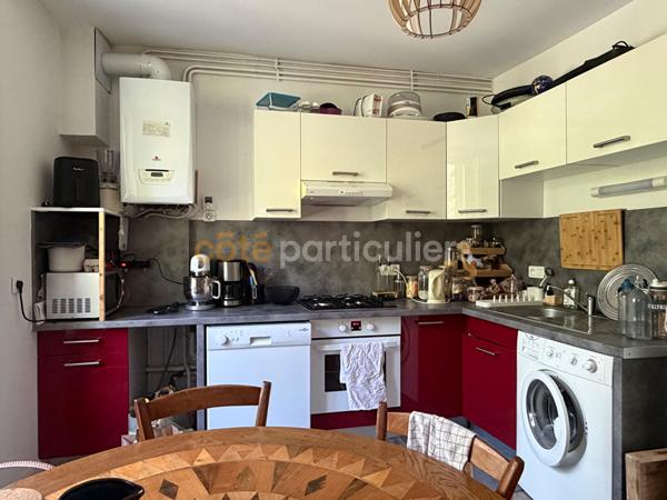 Location
                Appartement56,51 m² - 3 Pièces -
                    CLERMONT FERRAND (63000)