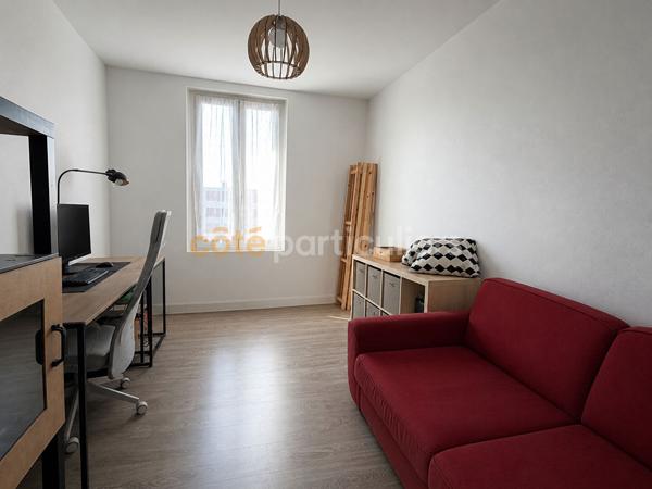Location
                Appartement56,51 m² - 3 Pièces -
                    CLERMONT FERRAND (63000)