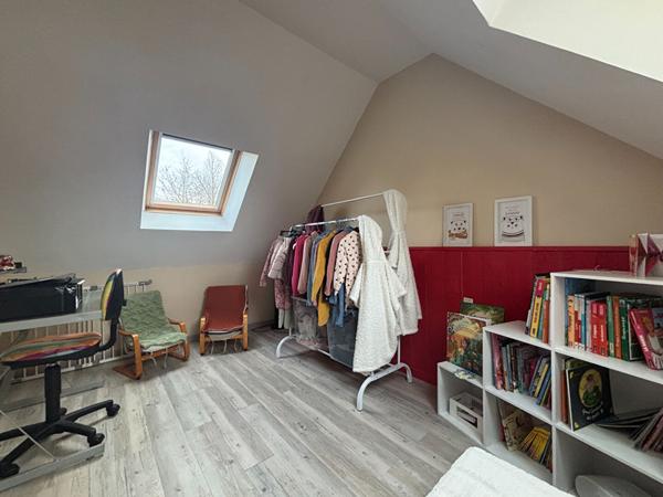 Maison de 163m², 5 chambres à Nuillé Sur Vicoin