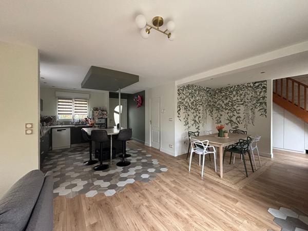 Maison de 163m², 5 chambres à Nuillé Sur Vicoin