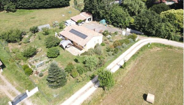 Plain-pied lumineux,terrasse,isolation performante