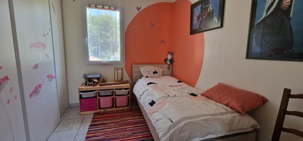 Plain-pied lumineux,terrasse,isolation performante