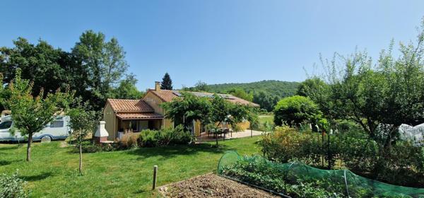 Plain-pied lumineux,terrasse,isolation performante