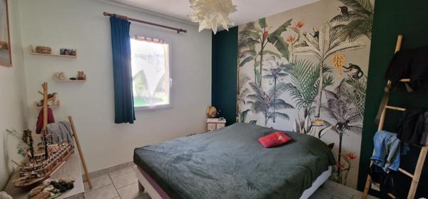 Plain-pied lumineux,terrasse,isolation performante