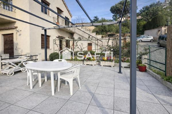 CANNES - HAUT DE VILLA - 5 PIECES