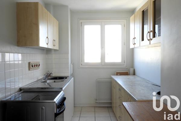Appartement 2 pièces de 49 m² à Le Havre (76600)