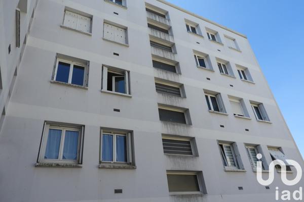 Appartement 2 pièces de 49 m² à Le Havre (76600)