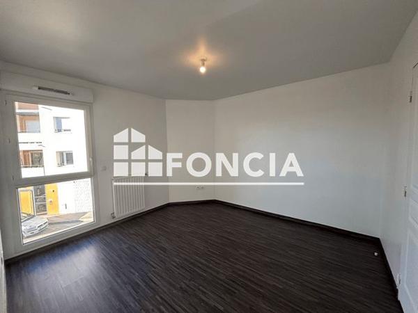 Location Appartement 2 pièces 44.7 m² - 32 RUE GENERAL BROSSET Rillieux-la-pape 69140