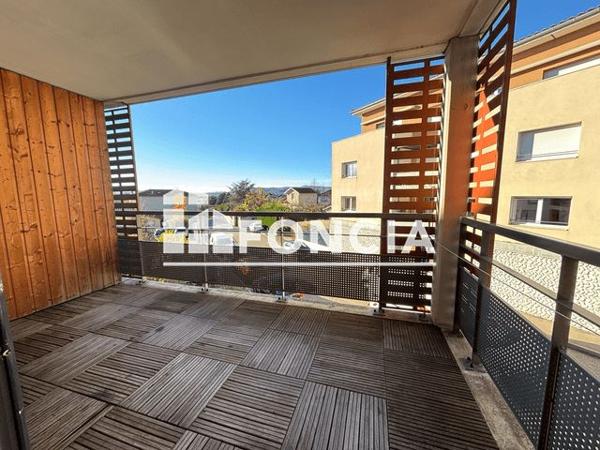 Location Appartement 2 pièces 44.7 m² - 32 RUE GENERAL BROSSET Rillieux-la-pape 69140