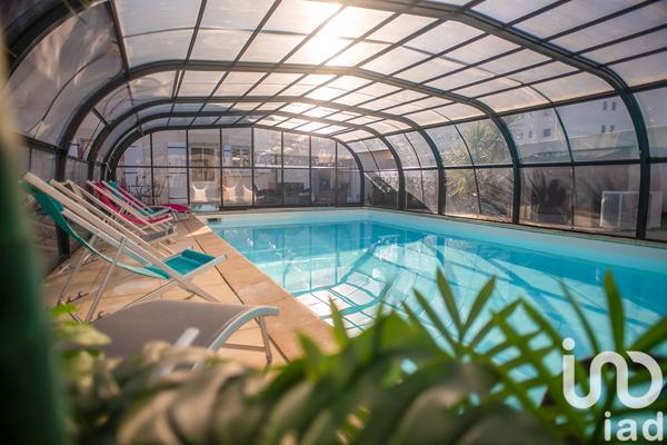 Maison à vendre 10 pièces 203 m² Saint-Gilles-Croix-de-Vie