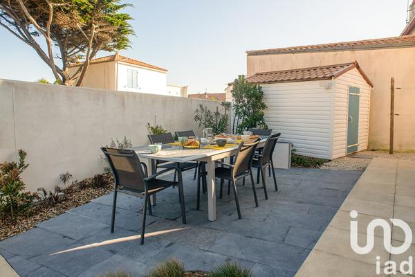 Maison à vendre 10 pièces 203 m² Saint-Gilles-Croix-de-Vie